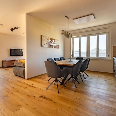 Tamliving Center Luxury 4 Rooms Smart Tv Kitchen Great View Graz Bagian luar foto