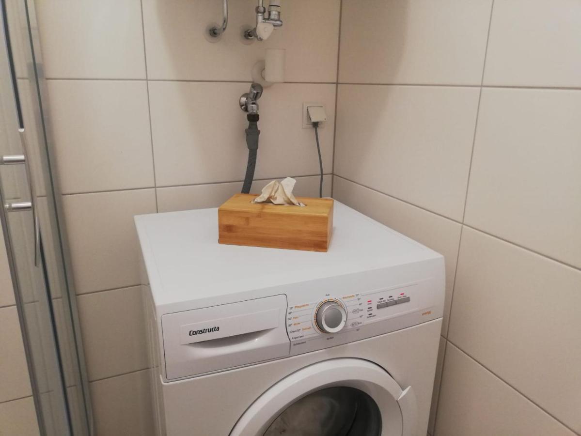 Tamliving Center Luxury 4 Rooms Smart Tv Kitchen Great View Graz Bagian luar foto