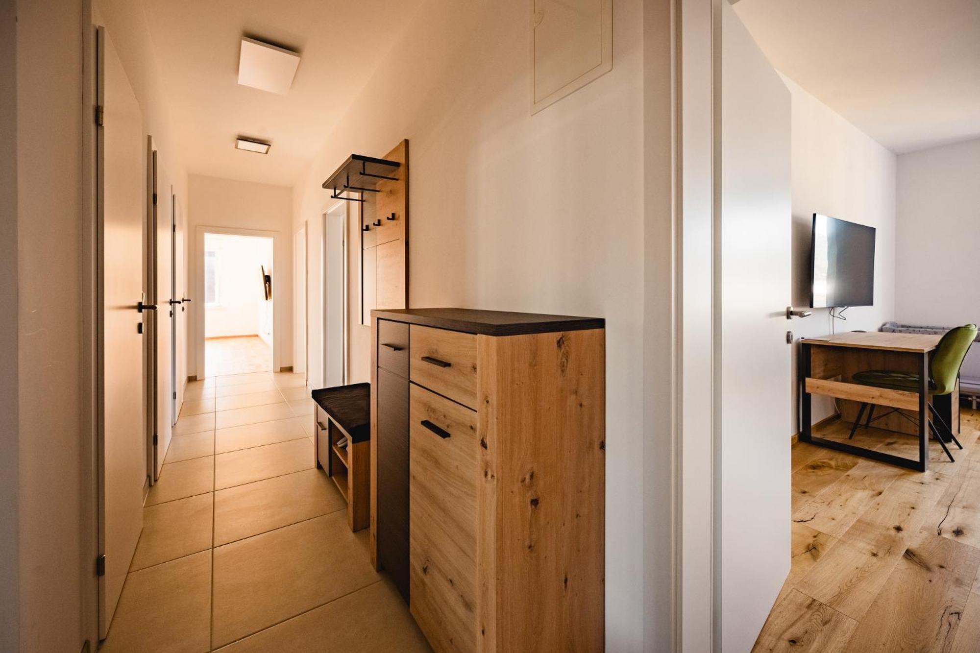 Tamliving Center Luxury 4 Rooms Smart Tv Kitchen Great View Graz Bagian luar foto