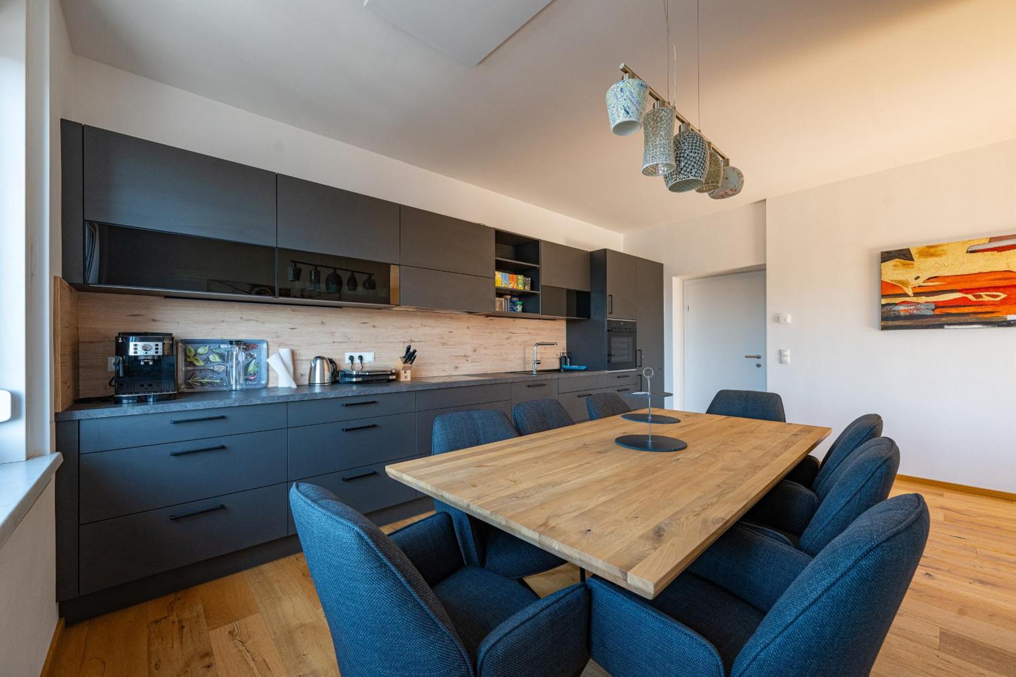 Tamliving Center Luxury 4 Rooms Smart Tv Kitchen Great View Graz Bagian luar foto