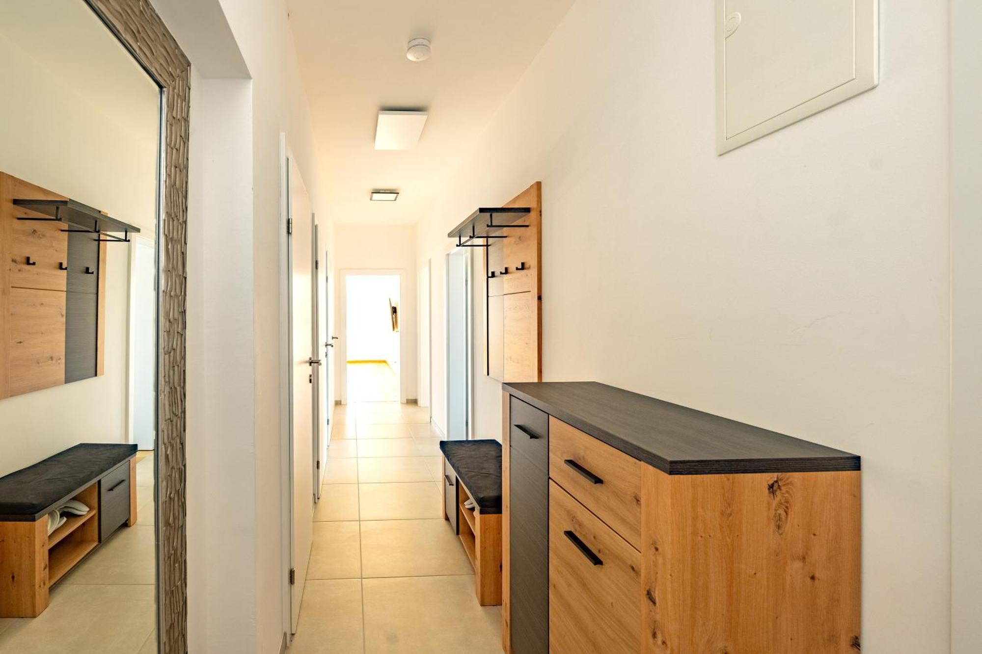 Tamliving Center Luxury 4 Rooms Smart Tv Kitchen Great View Graz Bagian luar foto